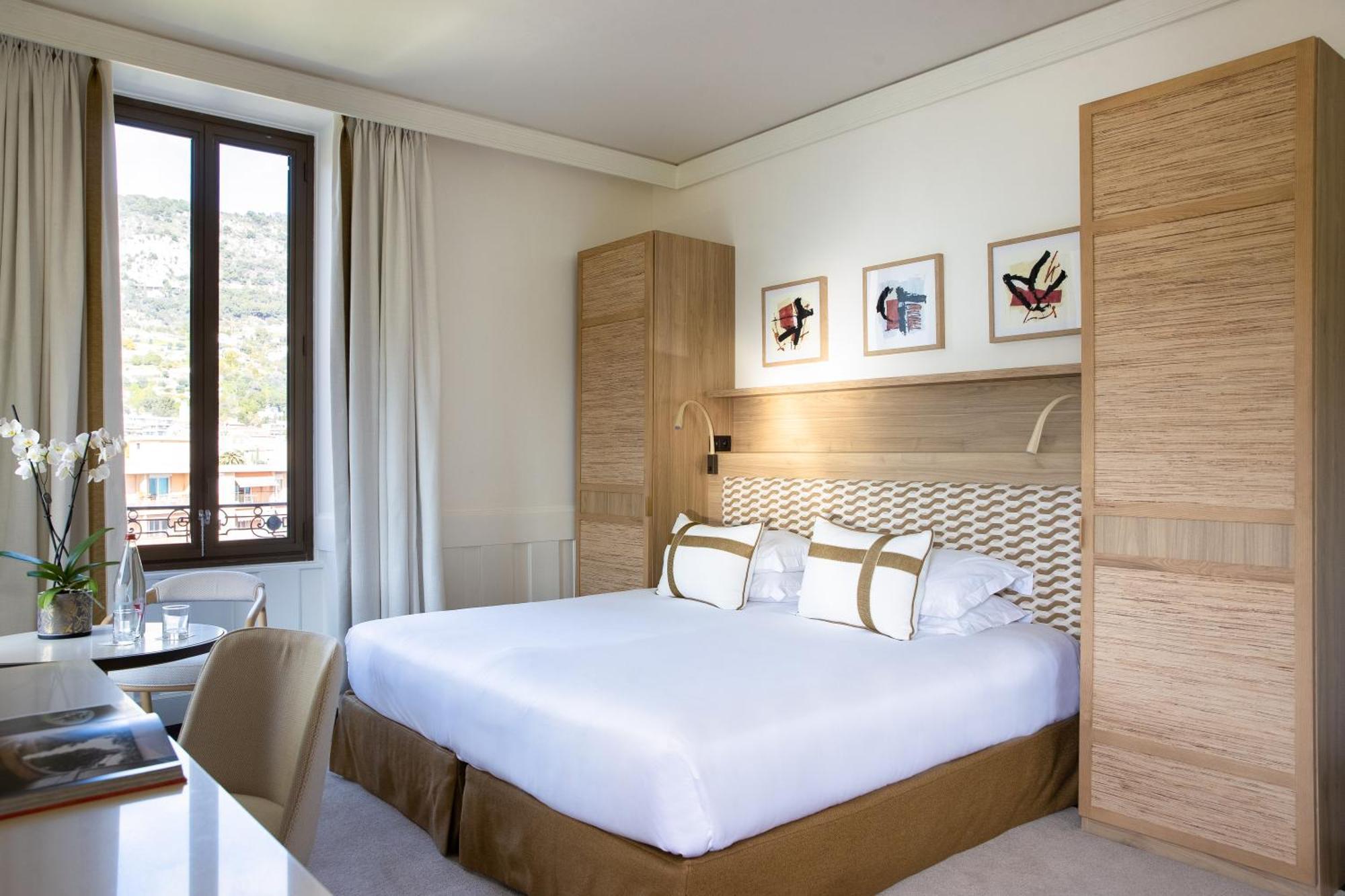 Double Room,1742606415:JPEG